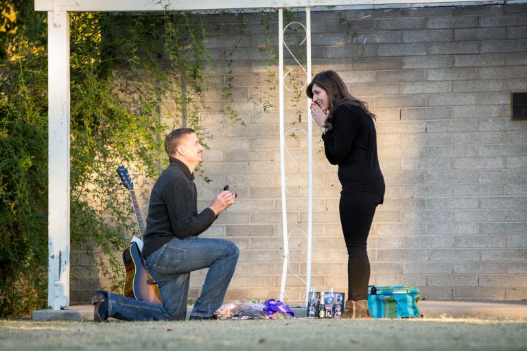 Photo Phoenix Marriage Proposal: Kurt and Amanda’s Rose Garden Proposal Photo Phoenix Marriage Proposal: Kurt and Amanda’s Rose Garden Proposal