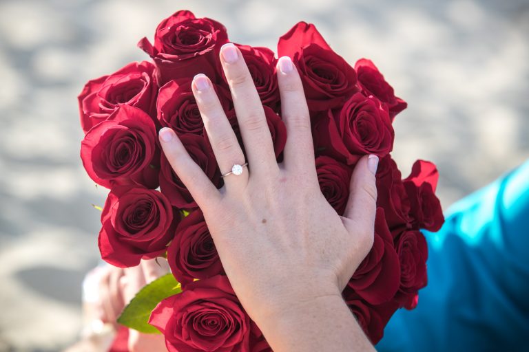 Photo Creative and Romantic Photography Miami Proposal Ideas