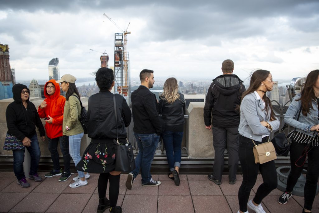 Photo Top of the Rock Engagement Proposals: Steven and Casandra