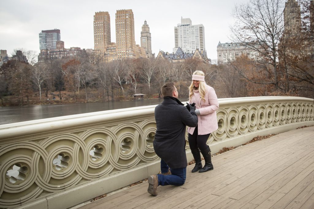 Photo Nik’s Romantic Bow Bridge Engagement Proposal