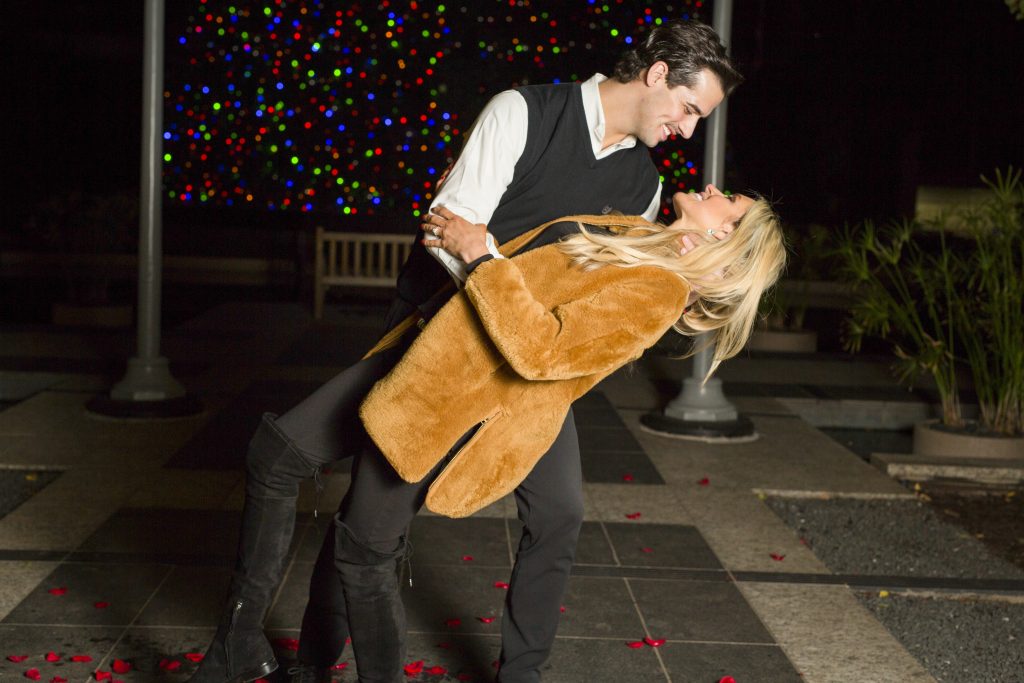 Photo Dallas Engagement Proposal Ideas: Brad’s Rooftop Proposal