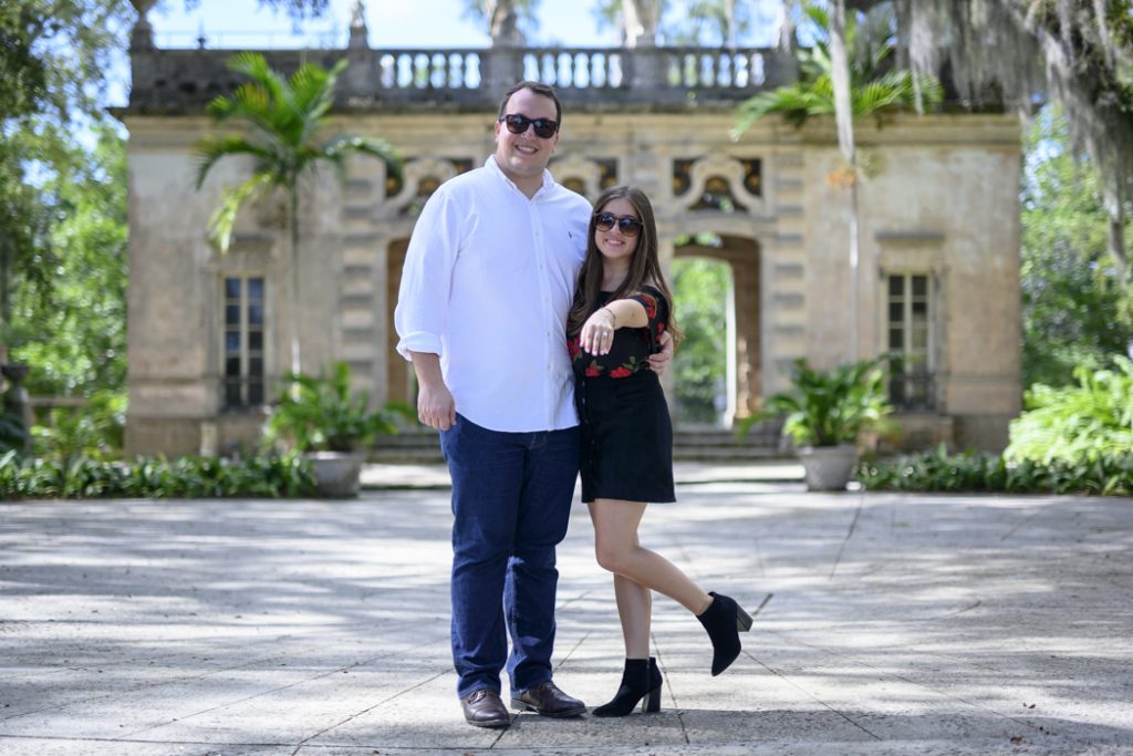 Photo How to Include Family and Friends in your Engagement Proposal