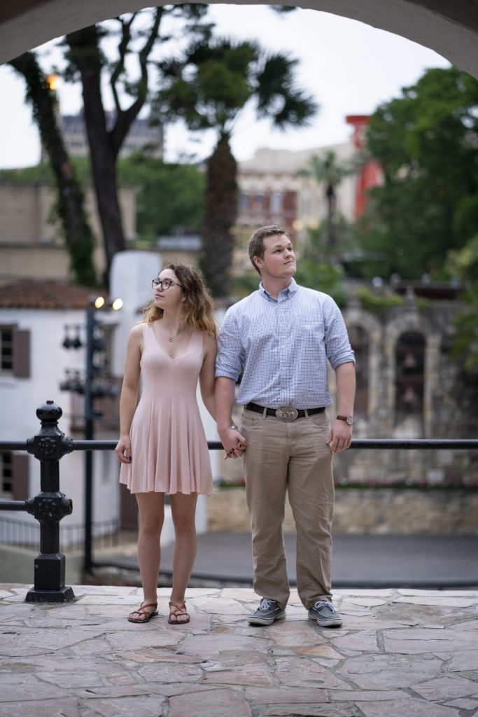 Photo San Antonio Proposal Photographer: Thomas’ Romantic Riverwalk Proposal