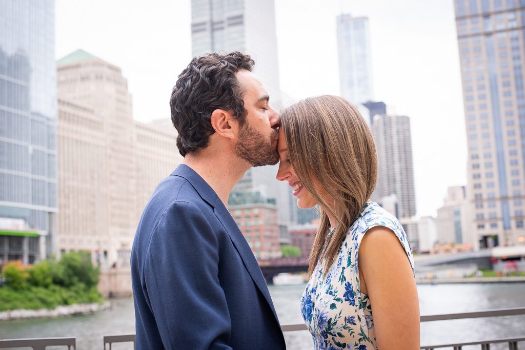 Photo Chicago Riverwalk Engagement Proposals: Seth and Jessica