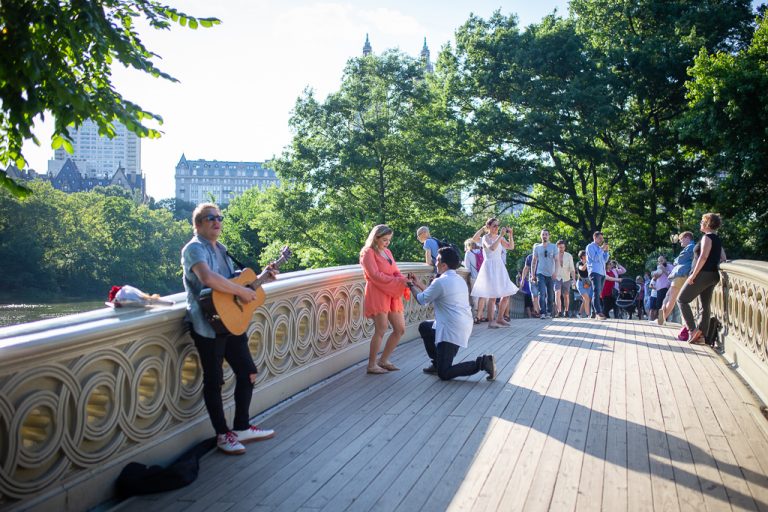 Photo Bow Bridge Engagement Proposals: Anand and Abagael Photo Bow Bridge Engagement Proposals: Anand and Abagael