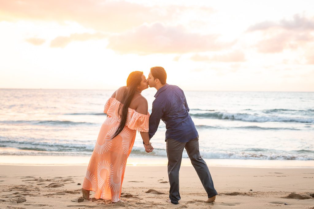 Photo Hawaii’s Papailoa Beach Proposal Photos | James and Melanie