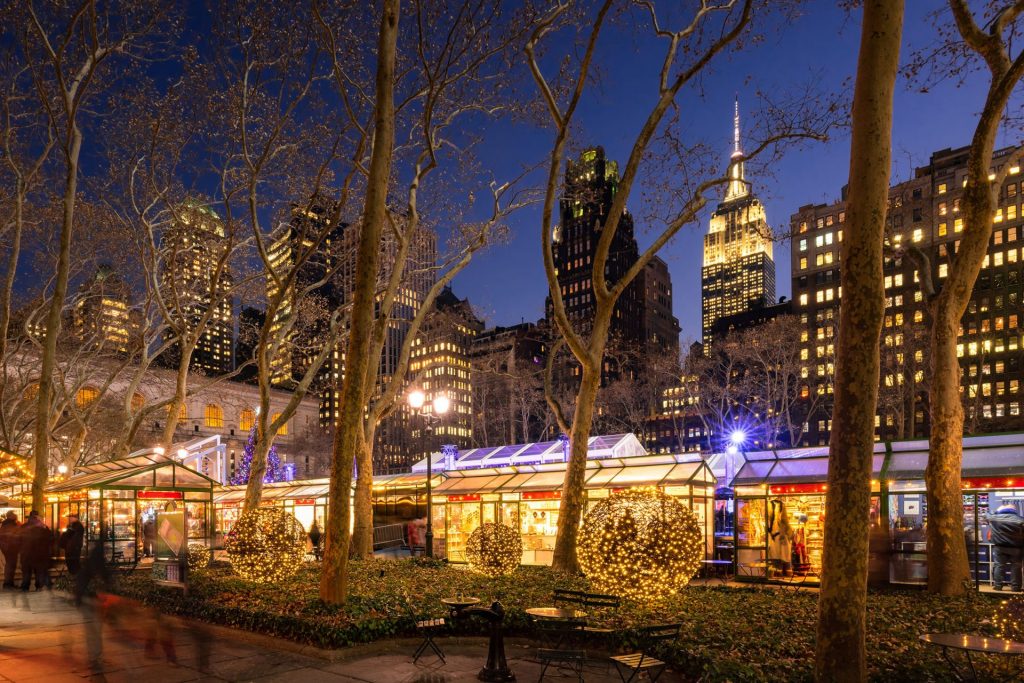 Photo Best Christmas-themed locations in NYC for a Proposal: